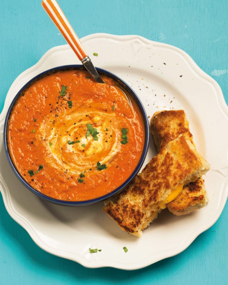 Yummy tomato soup with cheese toasties - MyKitchen