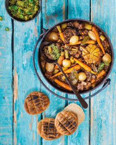 Read more about the article Lamb potjie with roosterkoek