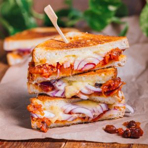 Read more about the article Cheddar Toasties With Onion And Tomato Chutney