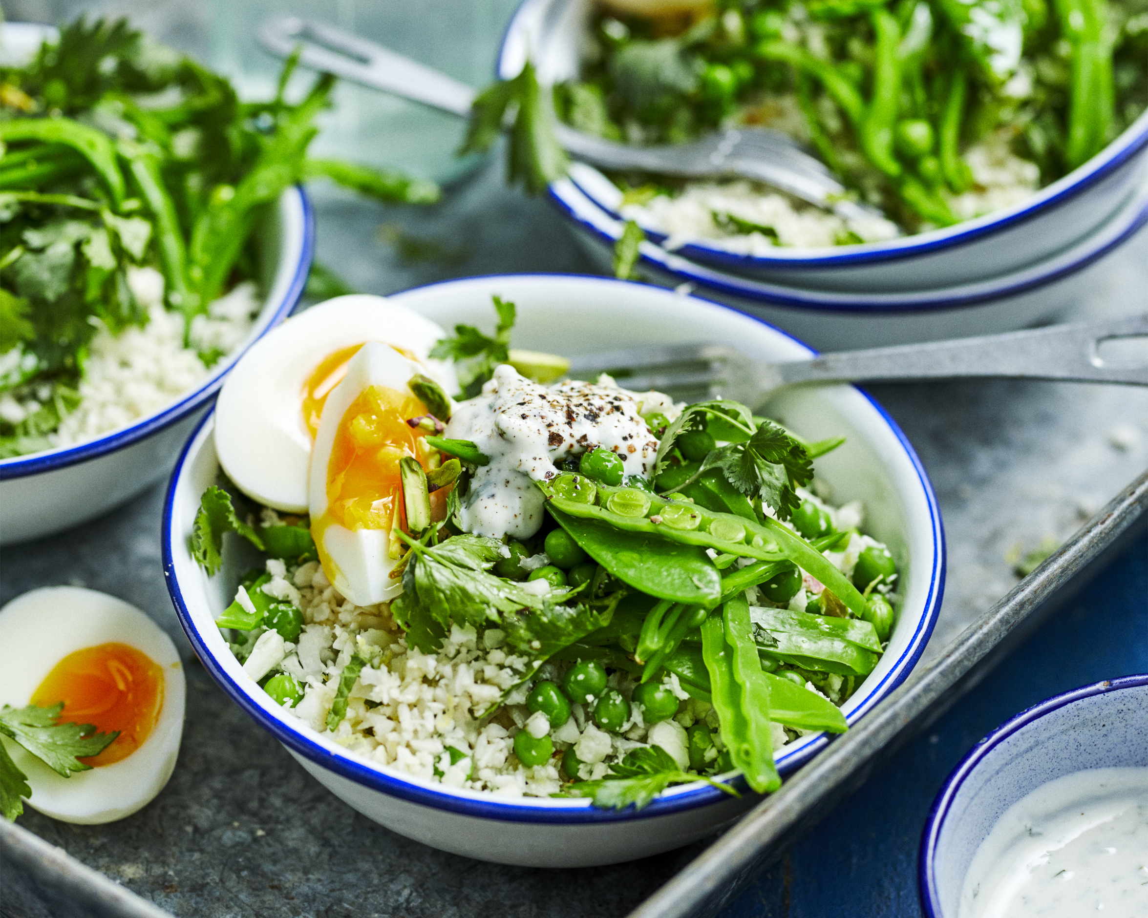 Read more about the article Cauliflower couscous salad with fresh minty yoghurt sauce