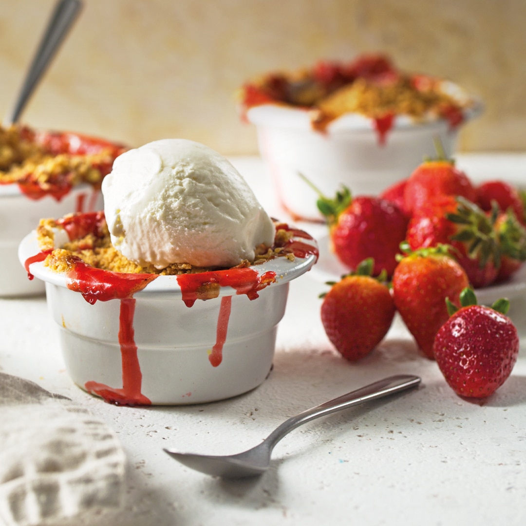 Read more about the article An easy showstopper: Strawberry Crumble