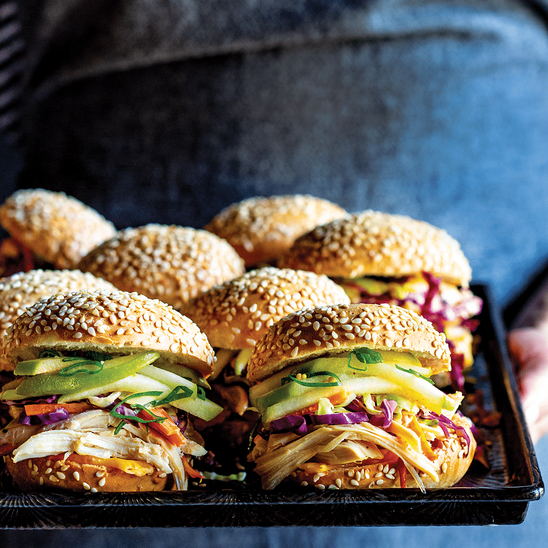 You are currently viewing Pulled Chicken Slider Traybake with Asian Slaw