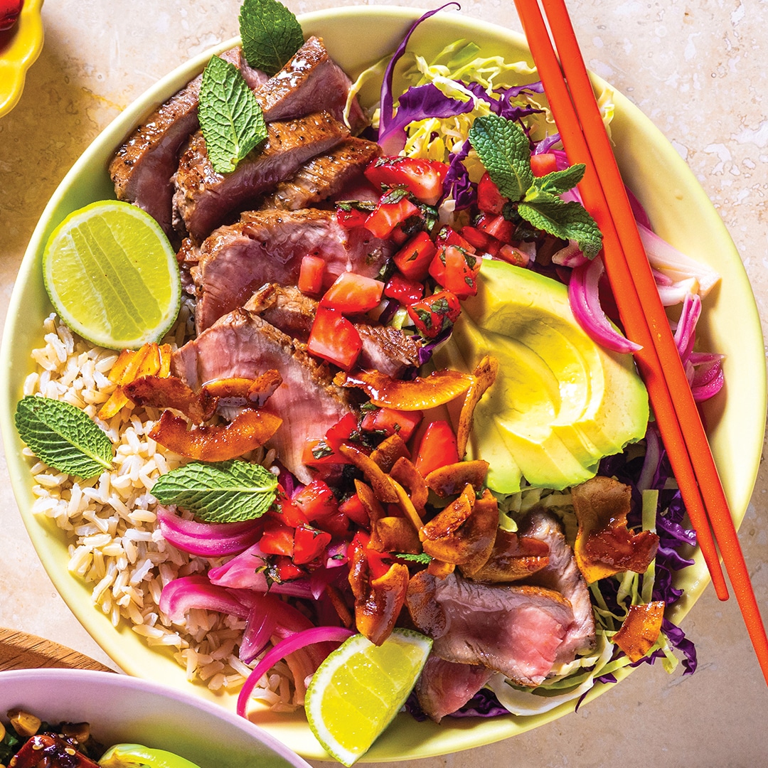 You are currently viewing Candied coconut & steak bowl recipe