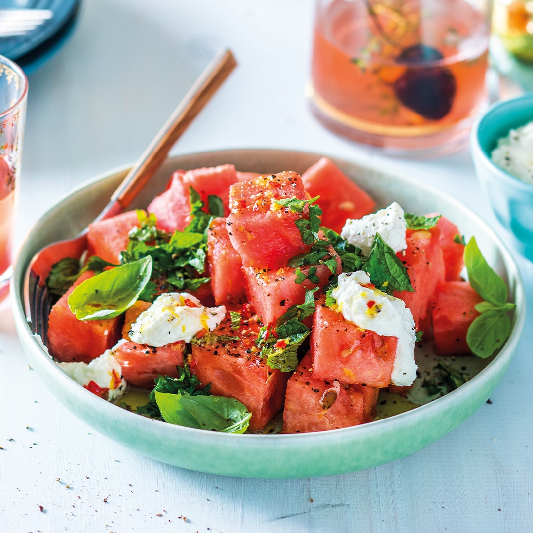 Read more about the article Herby watermelon bowls with whipped feta