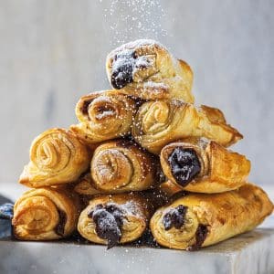 Read more about the article 4 Cosy weekend bakes for winter days 