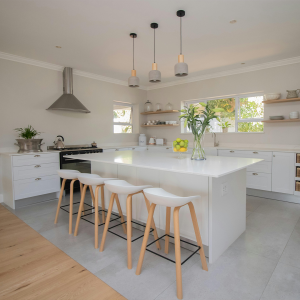 Read more about the article 4 Kitchen Spring cleaning tips you’ll actually use