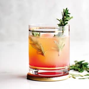 Read more about the article Grapefruit and rosemary ombré spritz 
