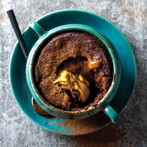 Read more about the article Microwave magic: Gooey peanut butter & chocolate cups 