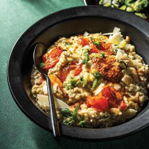 Read more about the article Charred spring onion & tomato risotto