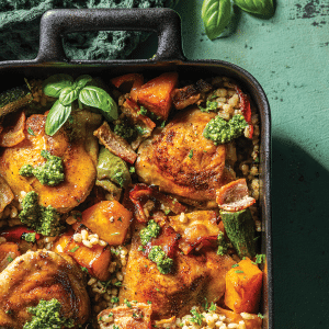 Read more about the article Hearty cider chicken & barley traybake