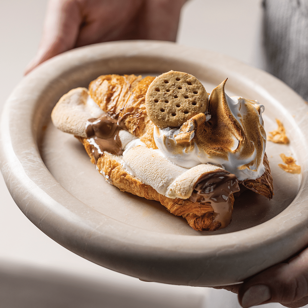 You are currently viewing Flaky Meets Gooey: The Irresistible Appeal of S’mores Croissants