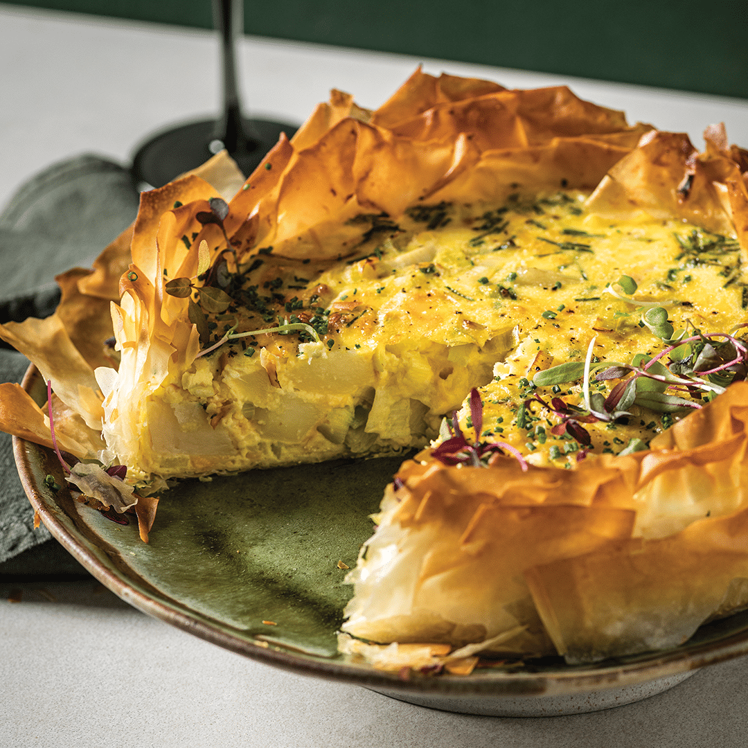 You are currently viewing Potato & leek quiche  
