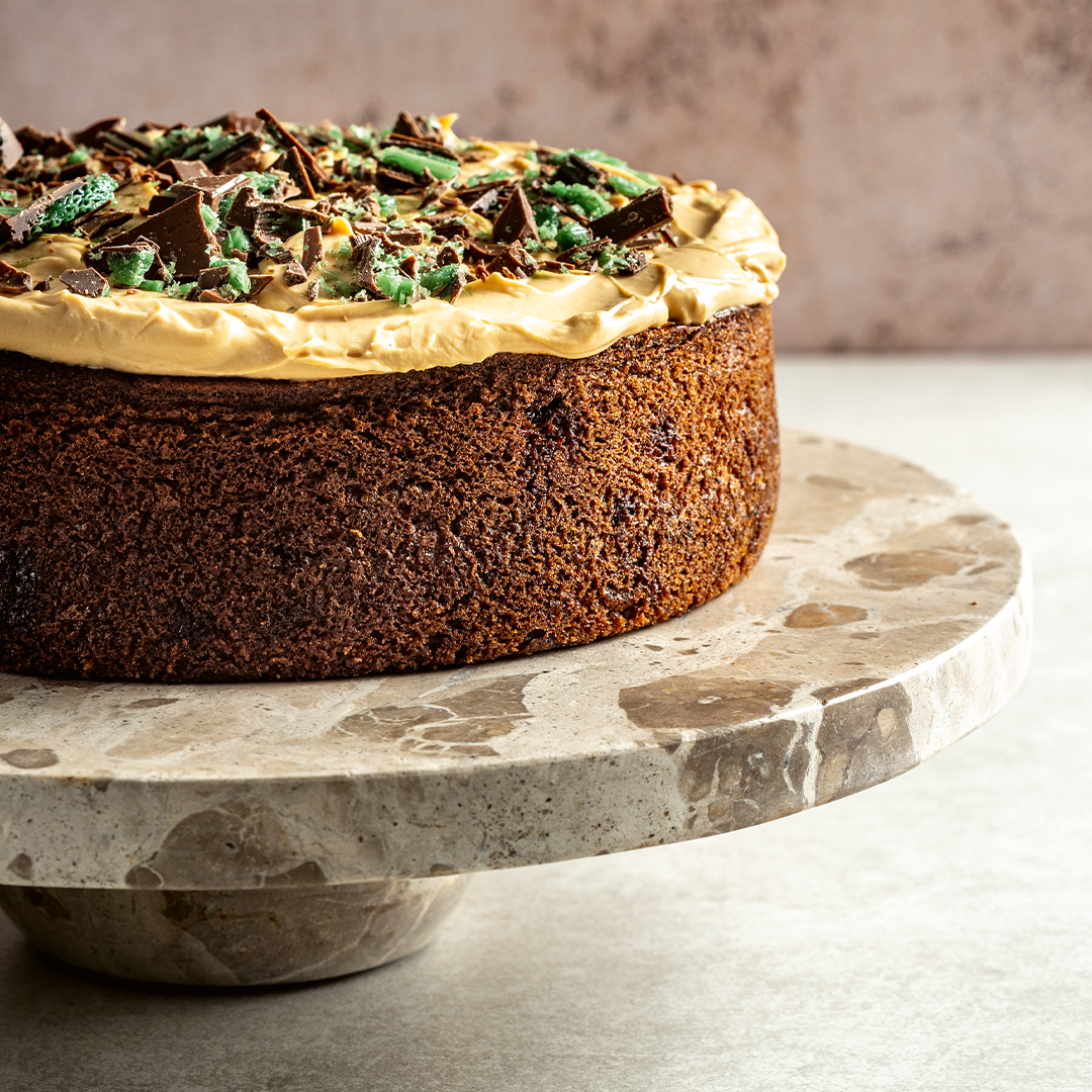 You are currently viewing Zola’s peppermint crisp cake 